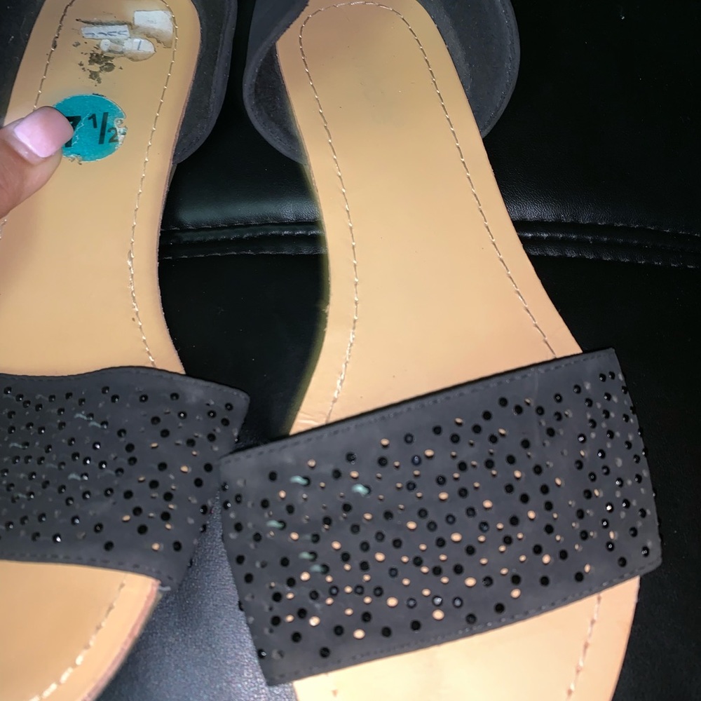 Sandals - Picture 2 of 2
